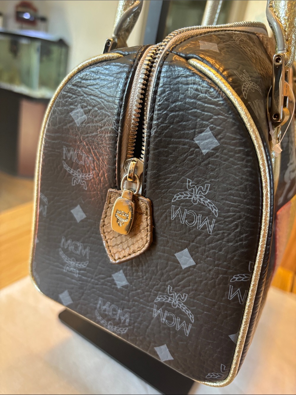 Mcm Limited Lion size 25 suede inside gorgeous - Picture 8 of 17